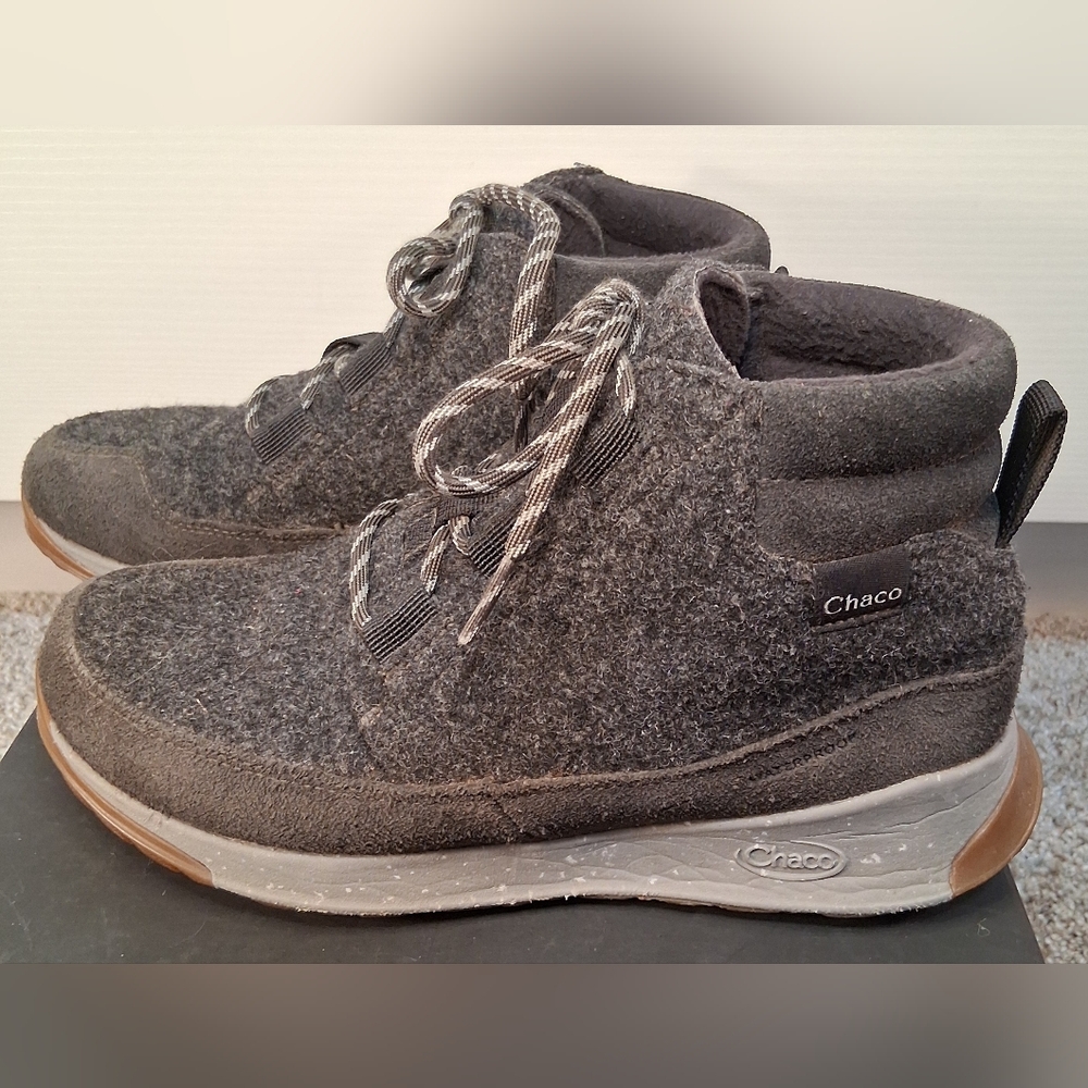 Chaco Borealis Ledge Waterproof Boot Gray Mid Top Womens US Size 7